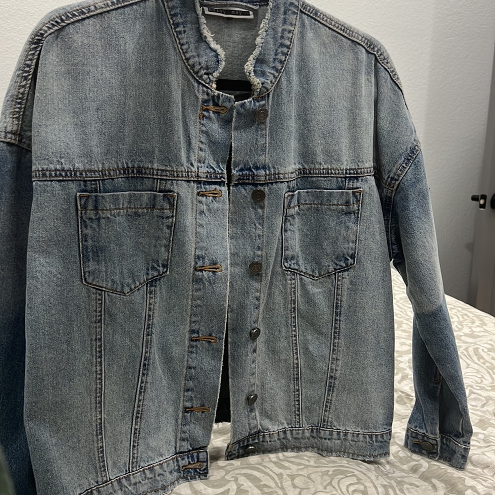 Denim jacket - Picture 7 of 8